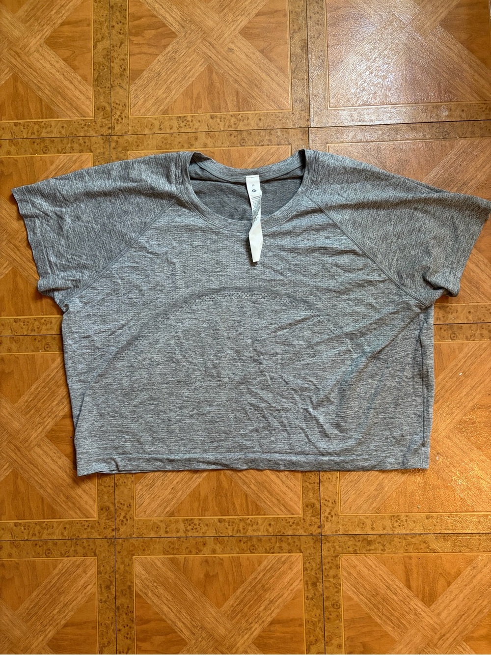 Lululemon athletica Swiftly Heather Gray Short Sleeve Crop Top Shirt Sz 20